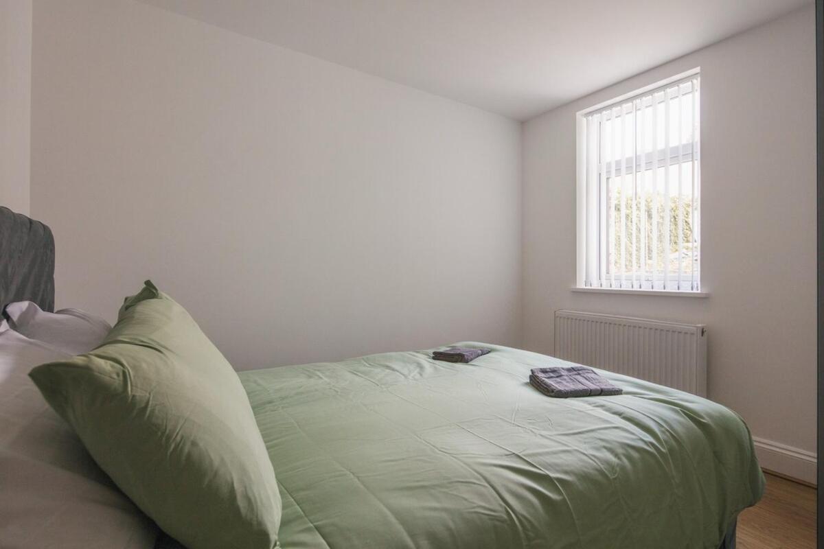 Spacious 3 Bedroom Home With Ps5 And Pool Table Near O2 Arena Canary Wharf And Elizabeth Line To Central Londyn Zewnętrze zdjęcie